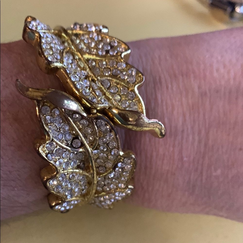 Gold Leaf Crystal Bracelet